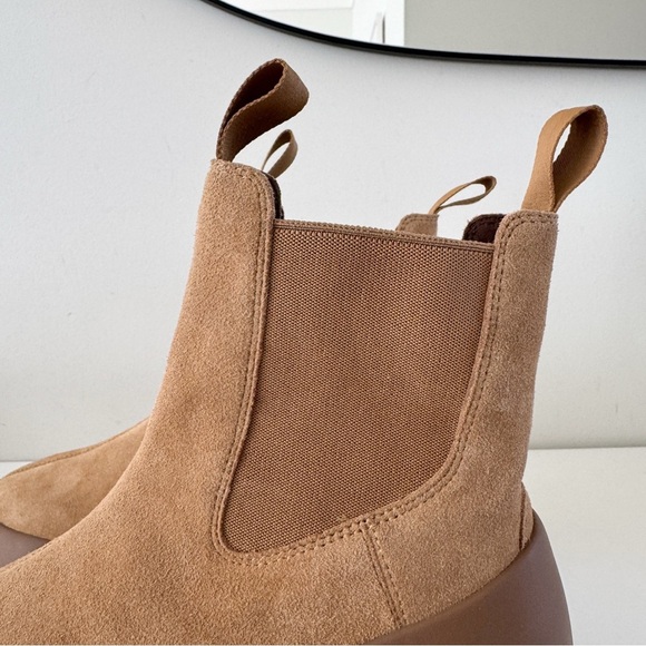 MOON BOOT • Luna Chelsea Suede Boots in Beige - Picture 7 of 15